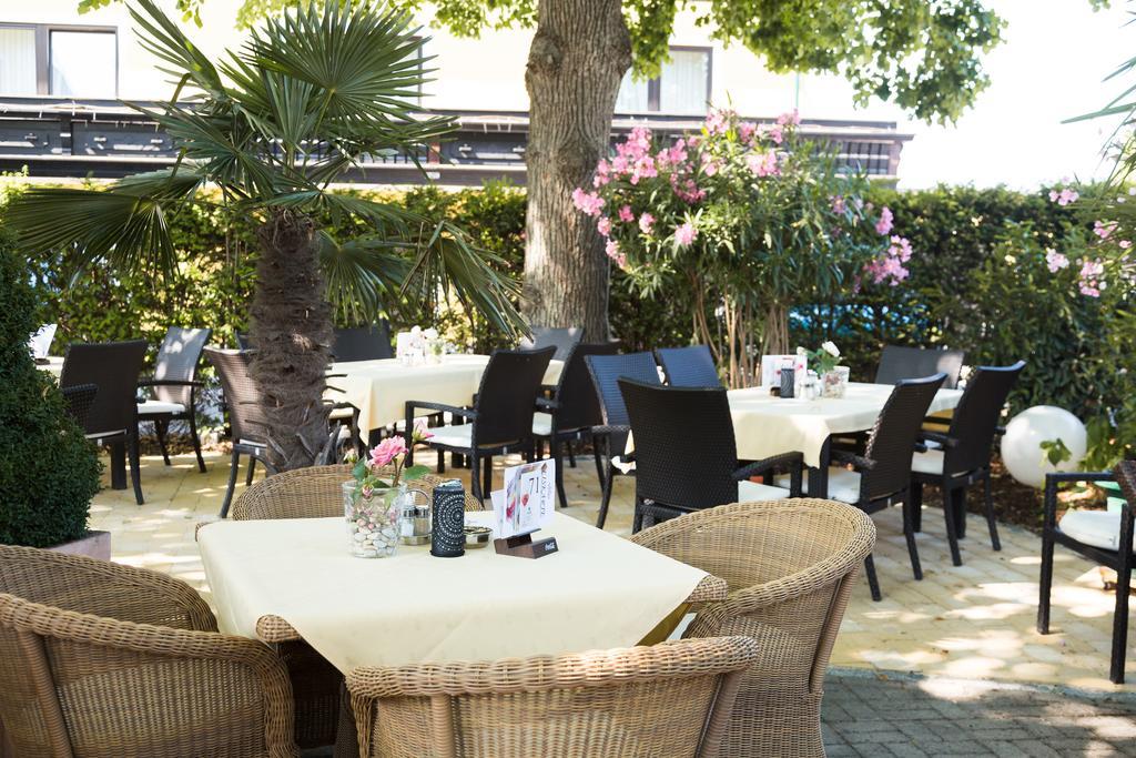 Hotel Restaurant Boeck "Roter Hahn" 장크트푈텐 외부 사진